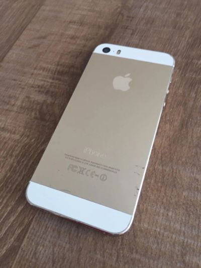 Лот: 7720371. Фото: 1. iPhone 5s 16 16gb Gold Золотой. Смартфоны