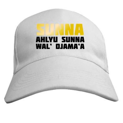 Лот: 9779566. Фото: 1. Стильная бейсболка с крутым принтом... Головные уборы