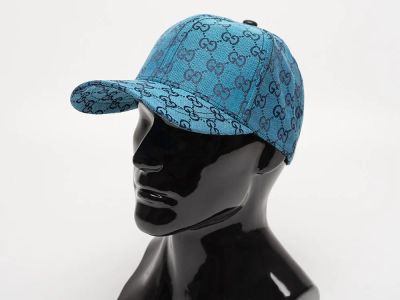 Лот: 22156675. Фото: 1. Кепка Gucci. Шарфы, платки