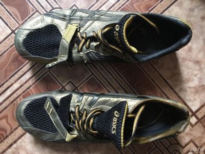 Лот: 10303810. Фото: 1. Шиповки Asics. Кеды, кроссовки, слипоны