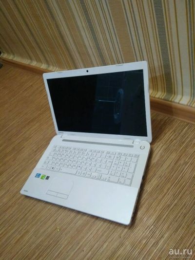 Лот: 13292758. Фото: 1. Ноутбук Tosiba i5-3210m/gt710m... Ноутбуки