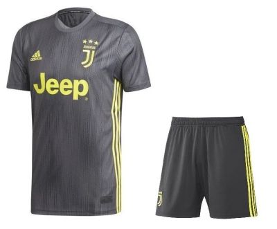 Лот: 16032255. Фото: 1. Футбольная форма Adidas FC Juventus... Форма