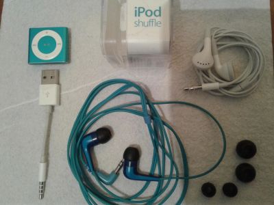 Лот: 10606825. Фото: 1. MP3-плеер APPLE Ipod Shuffle 2GB... Плееры