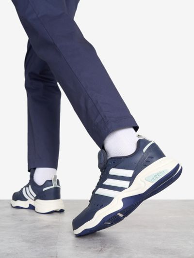 Лот: 25370840. Фото: 1. Кроссовки мужские adidas Strutter... Кеды, кроссовки, слипоны