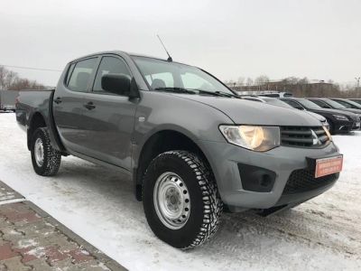 Лот: 15913541. Фото: 1. Mitsubishi L200 2014. Автомобили