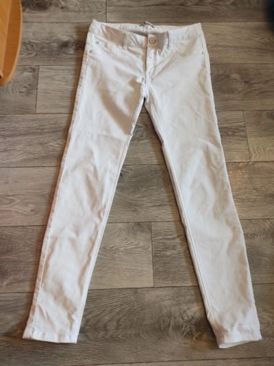 Лот: 20655541. Фото: 1. Джинсы pull&bear размер 46. Джинсы
