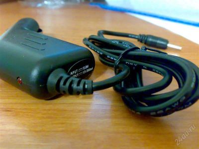 Лот: 2115270. Фото: 1. Зарядное автомобильное для планшета... Зарядные устройства