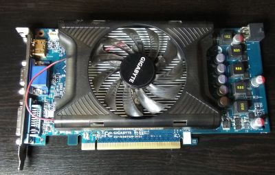 Лот: 16642963. Фото: 1. Gigabyte GeForce 9800 GT 512 Мб. Видеокарты