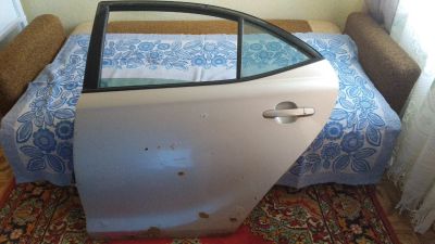 Лот: 14616792. Фото: 1. Дверь задняя левая Toyota allion. Кузов