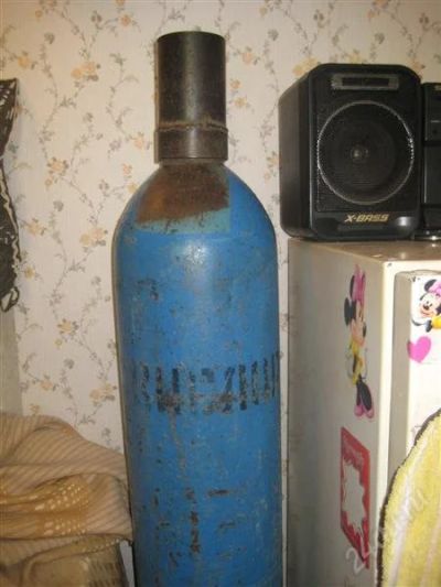 Лот: 2300764. Фото: 1. Кислородный балон (большой). Баллоны, газ в баллонах