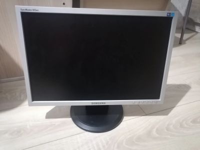 Лот: 19808739. Фото: 1. Монитор Samsung syncmaster 923nw. ЖК-мониторы