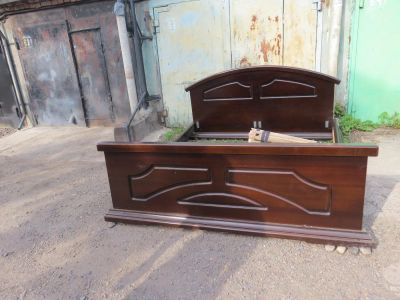 Лот: 8212852. Фото: 1. Кровать из натур.дерева 2м х 2м. Кровати