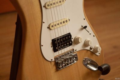 Лот: 11580573. Фото: 1. Guyatone custom stratocaster. Гитары