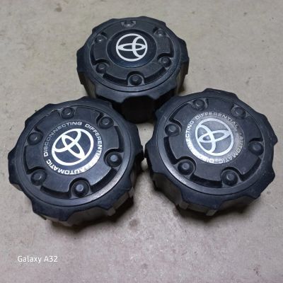 Лот: 25508287. Фото: 1. Крышка для литья Toyota Hilux... Колпаки