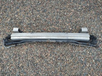 Лот: 18926569. Фото: 1. Усилитель бампера от Subaru Forester... Кузов