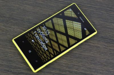 Лот: 3464527. Фото: 1. Nokia lumia 720 yellow. Гарантия... Смартфоны