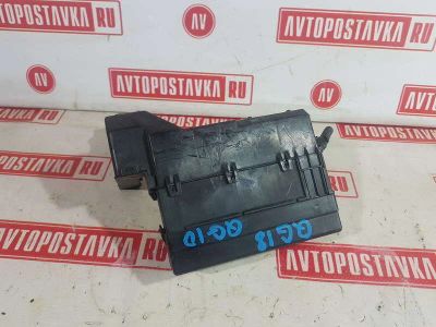 Лот: 20898233. Фото: 1. Блок предохранителей Nissan Bluebird... Двигатель и элементы двигателя