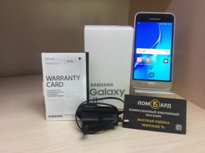 Лот: 11632638. Фото: 1. Смартфон Samsung Galaxy J1 (2016... Смартфоны