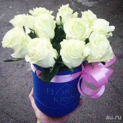 Лот: 8518858. Фото: 1. 11 роз в коробочке. Свежие цветы