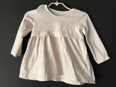 Лот: 9952904. Фото: 1. Детская кофточка в горошек. Свитера, худи, толстовки
