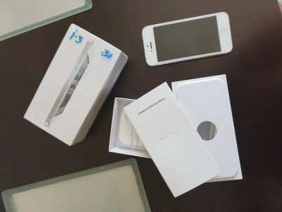Лот: 9675000. Фото: 1. Iphone 5 белый 32gb. Смартфоны