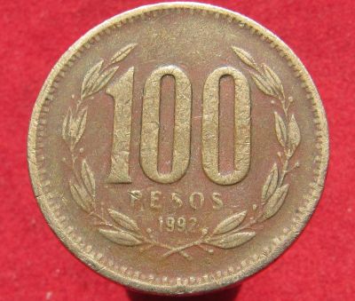 Лот: 15806388. Фото: 1. Чили 100 песо, 1992г. Остальные страны