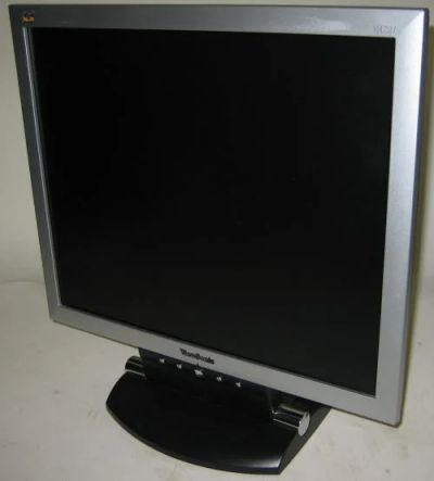 Лот: 3192538. Фото: 1. Монитор View Sonic VA721 17". ЖК-мониторы