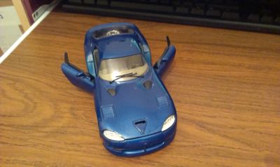 Лот: 6089383. Фото: 1. Dodge Viper GTS Coupe (Bburago... Автомоделизм