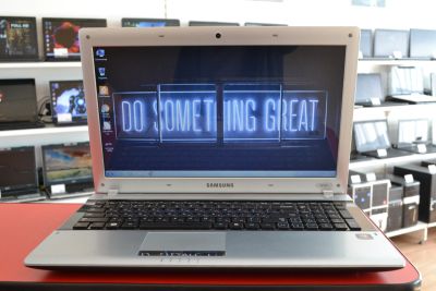 Лот: 16016172. Фото: 1. Samsung NP-RV520 (15,6"/intel... Ноутбуки