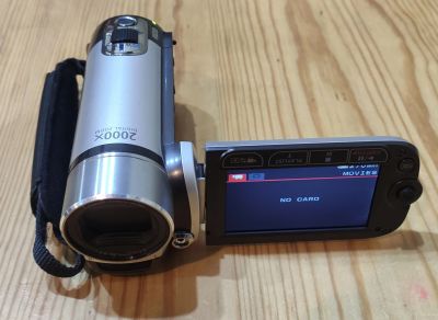 Лот: 18403232. Фото: 1. Видеокамера Canon Legria FS200... Видеокамеры