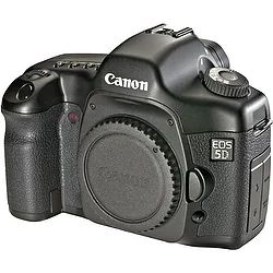 Лот: 6779690. Фото: 1. canon 5d body+ объектив canon... Цифровые зеркальные