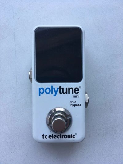 Лот: 13994102. Фото: 1. TC Electronic Polytune Mini -... Гитарные эффекты и комбоусилители
