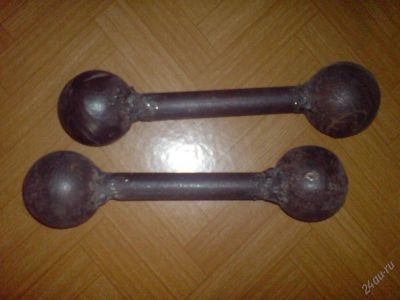 Лот: 75477. Фото: 1. гантели 2.5кг каждая, кистевые. Штанги, блины