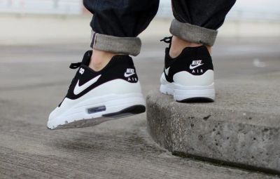 Лот: 10927275. Фото: 1. Кроссовки мужские NIKE AIR MAX... Кеды, кроссовки, слипоны