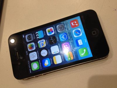 Лот: 3611554. Фото: 1. iPhone 4 32 gb. Смартфоны