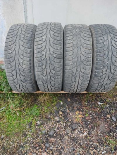 Лот: 23602467. Фото: 1. Nokian Nordman r18 225/55 шипы. Шины