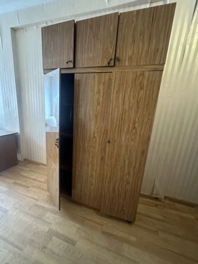 Лот: 25604282. Фото: 1. Шкаф трехстворчатый с антресолью... Шкафы, шкафы-купе