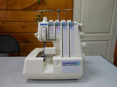 Лот: 3213766. Фото: 1. Оверлок Huskylock 460D. Швейная, вязальная