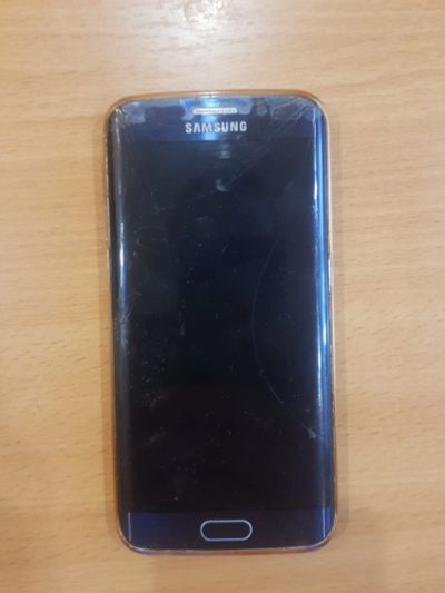 Лот: 15295414. Фото: 1. Samsung s6 edge. Смартфоны
