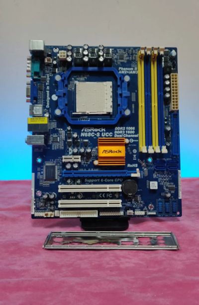 Лот: 23912245. Фото: 1. Мат. плата ASRock N68C-S UCC/AM3... Материнские платы