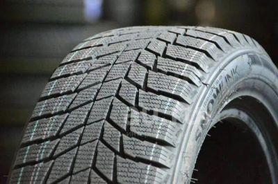 Лот: 24299505. Фото: 1. Зимняя резина 235/55 R-19 "Triangle... Шины