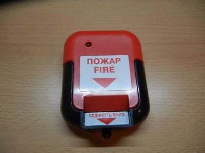 Лот: 3280057. Фото: 1. Пожарная кнопка. Сигнализации, датчики противопожарные, охранные