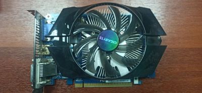 Лот: 17439899. Фото: 1. Видеокарта Gigabyte GeForce GT... Видеокарты