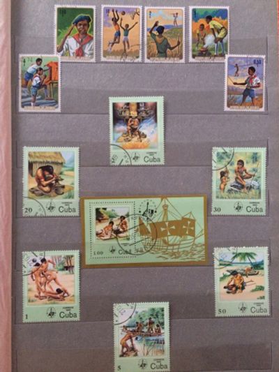 Лот: 8505619. Фото: 1. Марки продам два альбома всё на... Марки
