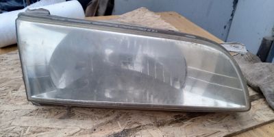 Лот: 22167232. Фото: 1. Фара Toyota Sprinter. Оптика и освещение
