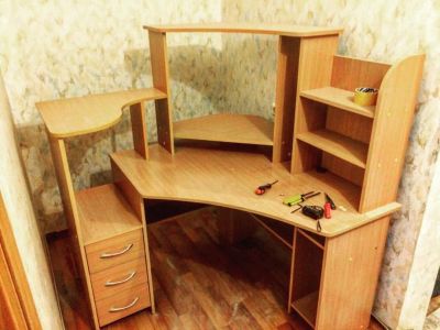 Лот: 9640961. Фото: 1. Компьютерный стол. Компьютерные и письменные столы