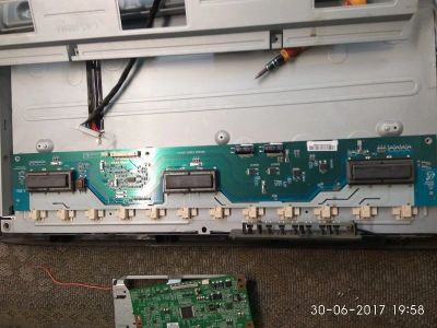 Лот: 9939012. Фото: 1. invertor SSI400-12E01 tv Toshiba... Запчасти для телевизоров, видеотехники, аудиотехники