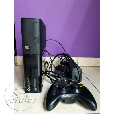 Лот: 10081739. Фото: 1. Xbox 360 E! Комплектация: приставка... Игровые приставки, консоли