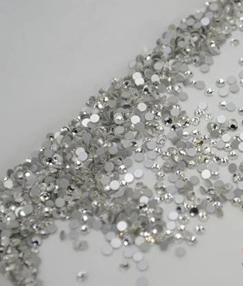 Лот: 6387128. Фото: 1. Стразы стекло ss3 (1.3-1.5mm... Украшения, дизайн ногтей