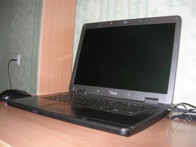 Лот: 729044. Фото: 1. Ноутбук Fujitsu-Siemens Esprimo... Ноутбуки